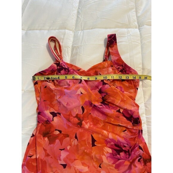 MIRACLESUIT x TALBOTS SANIBEL BLENDED FLORAL TANKINI Light Control Size 8 - Picture 13 of 15